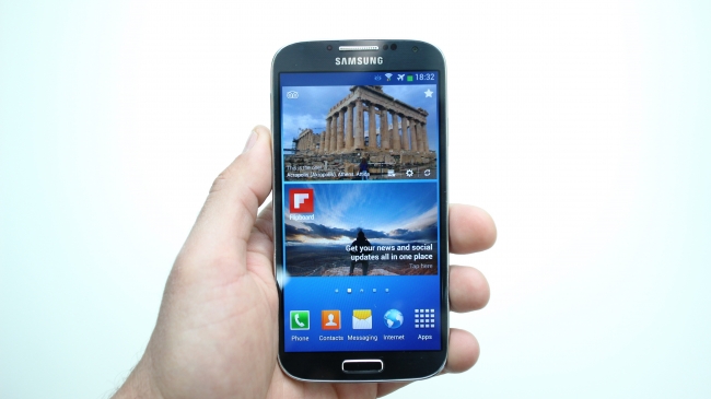 Samsung Galaxy S4 Image 01